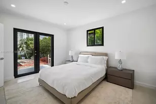 5661 Pine Tree Dr, Miami Beach, FL 33140 - Photo 19