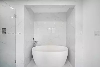 5661 Pine Tree Dr #0, Miami Beach, FL 33140 - Photo 33