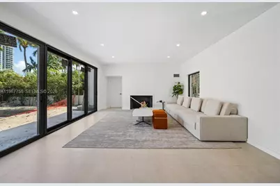 5661 Pine Tree Dr #0, Miami Beach, FL 33140 - Photo 5