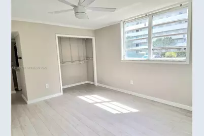 1700 NE 191st St #100, Miami, FL 33179 - Photo 17