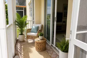 1700 NE 191st St, Miami, FL 33179 - Photo 27