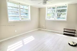 1700 NE 191st St, Miami, FL 33179 - Photo 13