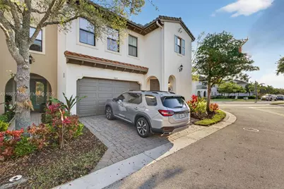 12490 NW 33rd St, Sunrise, FL 33323 - Photo 3