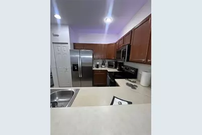 8925 W 35th Ct #8925, Hialeah, FL 33018 - Photo 3