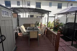 8925 W 35th Ct, Hialeah, FL 33018 - Photo 17