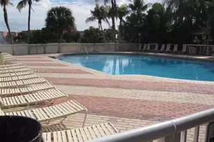 9359 Fontainebleau Blvd, Miami, FL 33172 - Photo 9