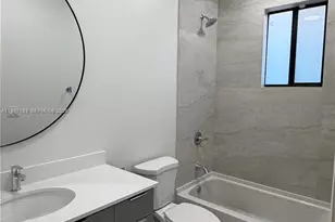 102 Pl SW 18340, Perrine, FL 33157 - Photo 9