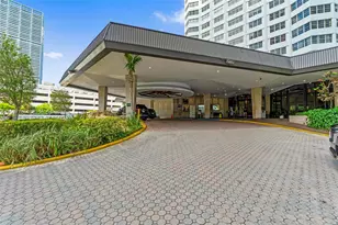 801 Brickell Bay Dr, Miami, FL 33131 - Photo 19