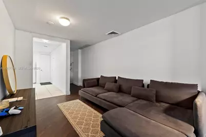 801 Brickell Bay Dr #361, Miami, FL 33131 - Photo 13