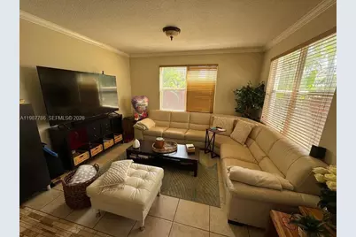 7131 NW 114th Ct, Doral, FL 33178 - Photo 9
