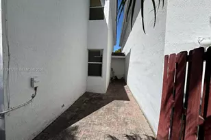 7131 NW 114th Ct, Doral, FL 33178 - Photo 5