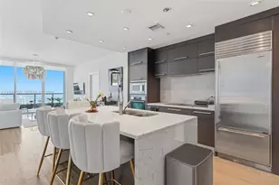 900 Biscayne Blvd, Miami, FL 33132 - Photo 5