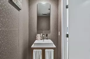 3370 Hidden Bay Dr, Aventura, FL 33180 - Photo 37