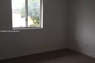 7905 NW 8th St, Miami, FL 33126 - Photo 15