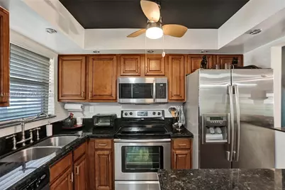 2780 N Pine Island Rd #112, Sunrise, FL 33322 - Photo 7