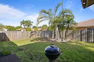 16941 Royal Poinciana Dr, Weston, FL 33326 - Photo 21