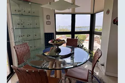 1000 Quayside Ter #1101, Miami, FL 33138 - Photo 21