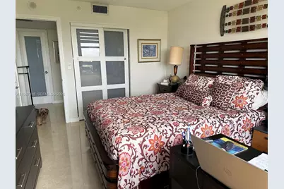 1000 Quayside Ter #1101, Miami, FL 33138 - Photo 17