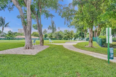 1000 Quayside Ter #1101, Miami, FL 33138 - Photo 35