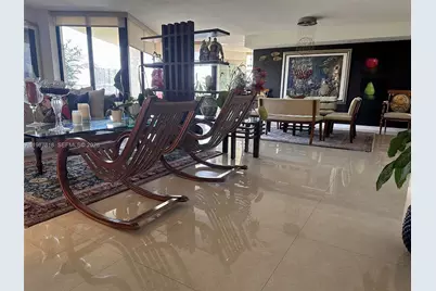 1000 Quayside Ter #1101, Miami, FL 33138 - Photo 7