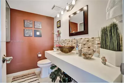 1000 Quayside Ter #1101, Miami, FL 33138 - Photo 19