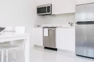 801 15th St, Miami Beach, FL 33139 - Photo 3