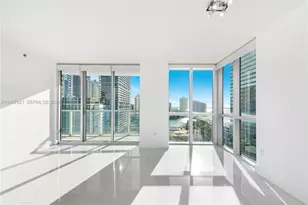 500 Brickell Ave, Miami, FL 33131 - Photo 7
