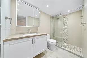 2101 S Ocean Dr, Hollywood, FL 33019 - Photo 33