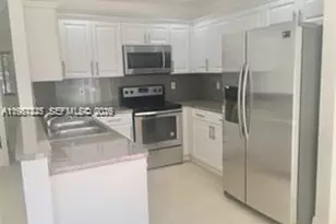 833 NW 208th Terrace, Pembroke Pines, FL 33029 - Photo 3