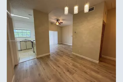 601 Cypress Lake Blvd #P14, Deerfield Beach, FL 33064 - Photo 5