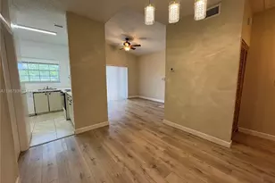 601 Cypress Lake Blvd, Deerfield Beach, FL 33064 - Photo 5