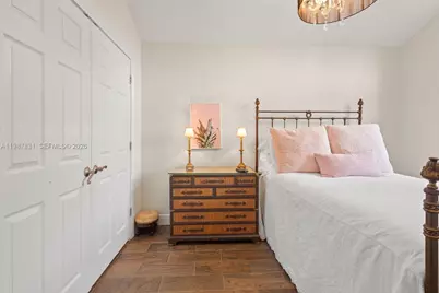 18551 Woodstream Dr, Boca Raton, FL 33498 - Photo 11