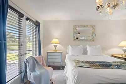 18551 Woodstream Dr, Boca Raton, FL 33498 - Photo 17