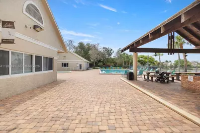 18551 Woodstream Dr, Boca Raton, FL 33498 - Photo 25