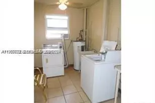 620 NE 12th Ave, Hallandale Beach, FL 33009 - Photo 11