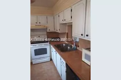 620 NE 12th Ave #408, Hallandale Beach, FL 33009 - Photo 5