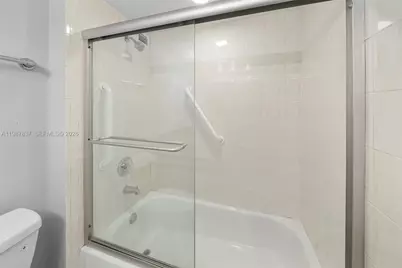 2301 Collins Ave #1009, Miami Beach, FL 33139 - Photo 37