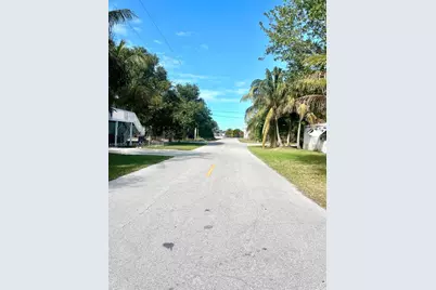 31107 Avenue I #31107, Big Pine, FL 33043 - Photo 33