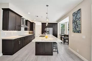 484 Cambridge Dr, Weston, FL 33326 - Photo 21