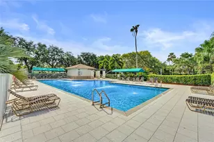 484 Cambridge Dr, Weston, FL 33326 - Photo 49