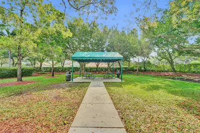 484 Cambridge Dr, Weston, FL 33326 - Photo 47