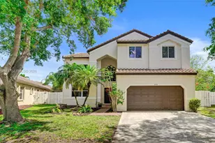 484 Cambridge Dr, Weston, FL 33326 - Photo 3