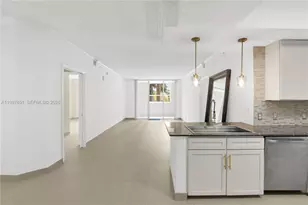 2000 N Bayshore Dr, Miami, FL 33137 - Photo 27