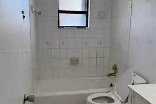 1419 Yellowthroat St, Homestead, FL 33035 - Photo 9