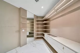 2711 S Ocean Dr, Hollywood, FL 33019 - Photo 45