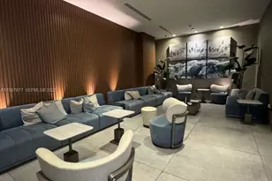 239 SW 9th St, Miami, FL 33130 - Photo 15