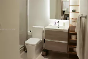 239 SW 9th St, Miami, FL 33130 - Photo 7