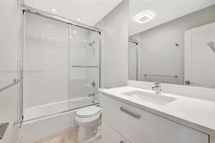 2190 NE 51st Ct, Fort Lauderdale, FL 33308 - Photo 23