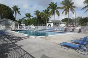 468 NE 206th Ln, Miami, FL 33179 - Photo 15