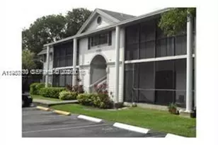 468 NE 206th Ln, Miami, FL 33179 - Photo 11